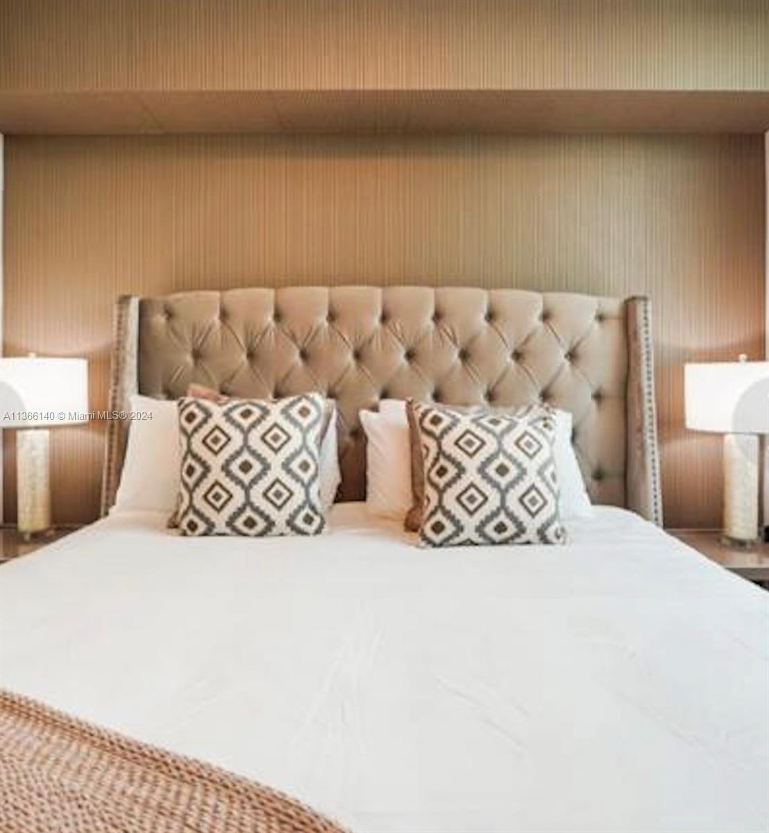 QUADRO CONDO - Residential Lease