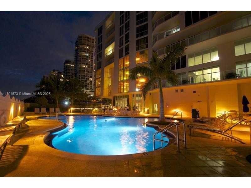 LA PERLA CONDO - Residential