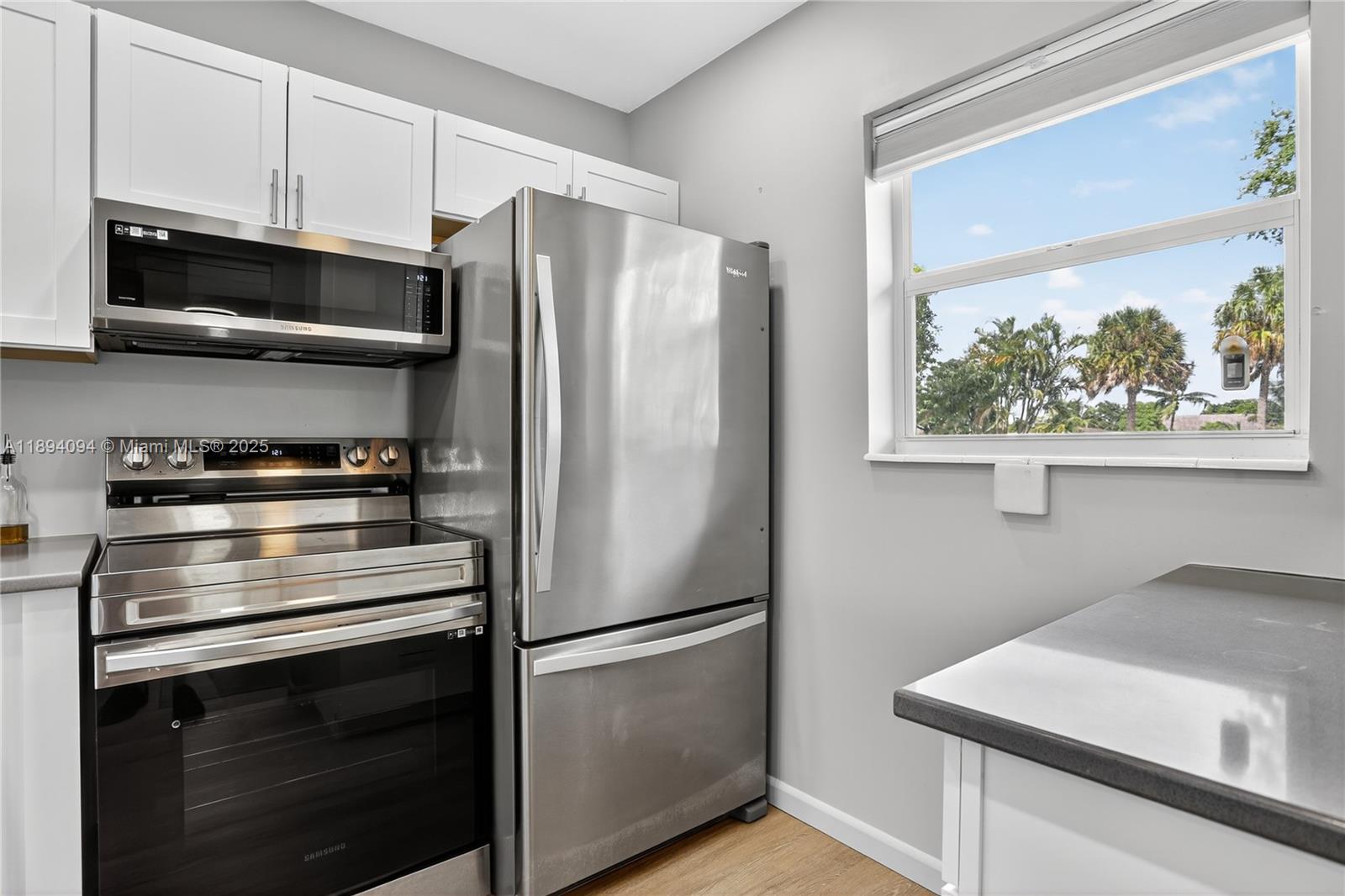 SEAGRAPE GARDENS CONDO - Residential