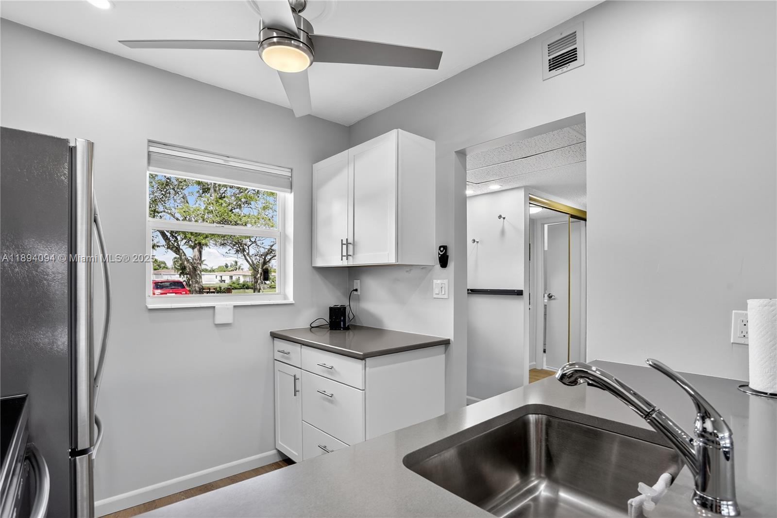 SEAGRAPE GARDENS CONDO - Residential