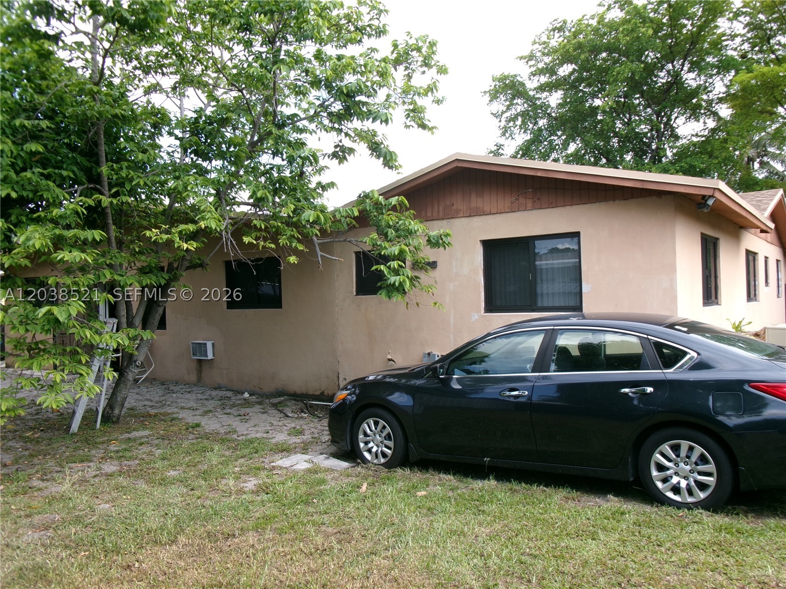 CON-GIA MNR - Residential