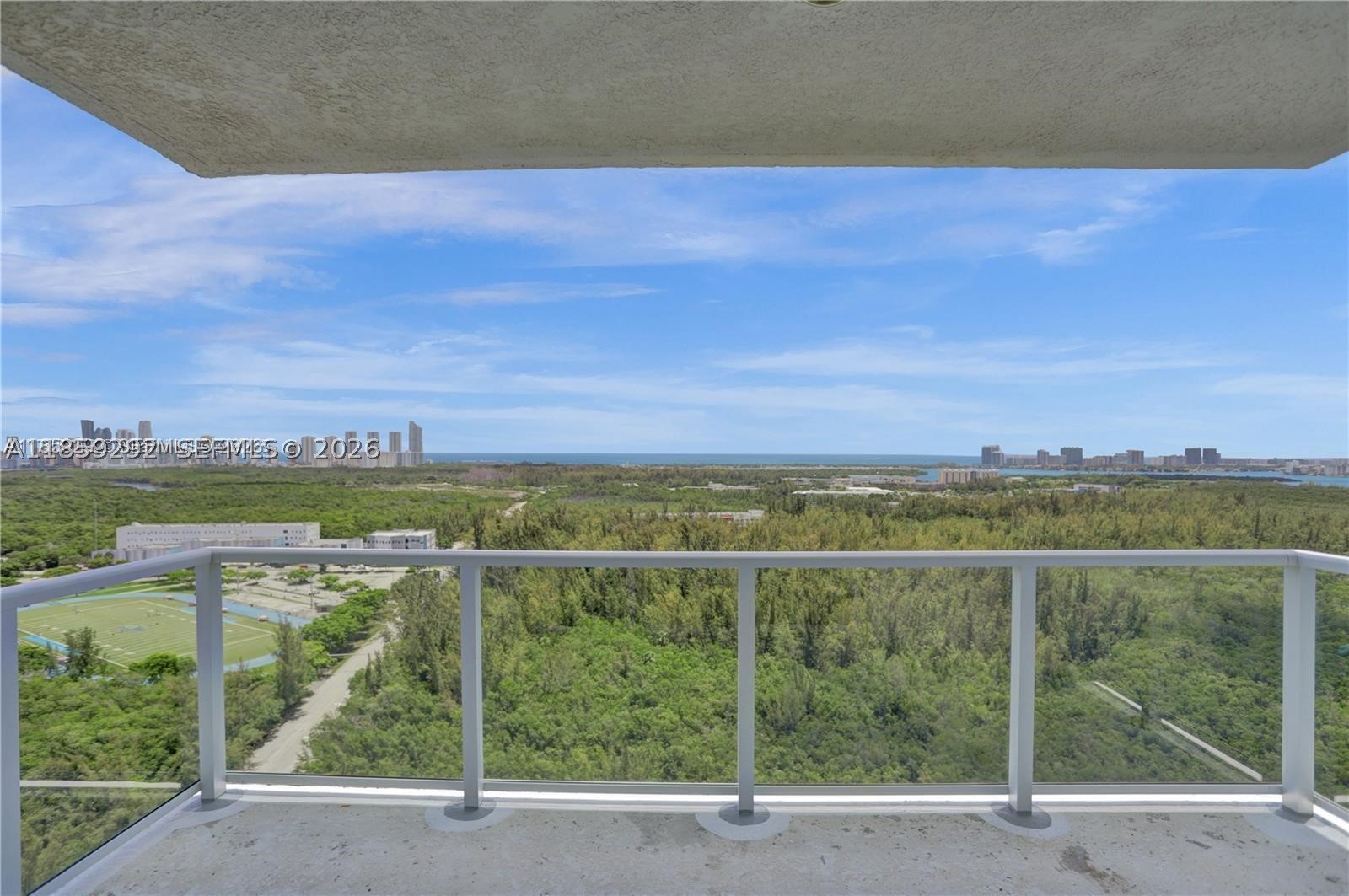 THE OAKS I CONDO - Residential