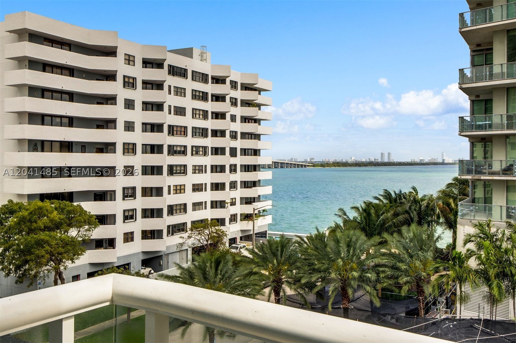 PLATINUM CONDO - Residential
