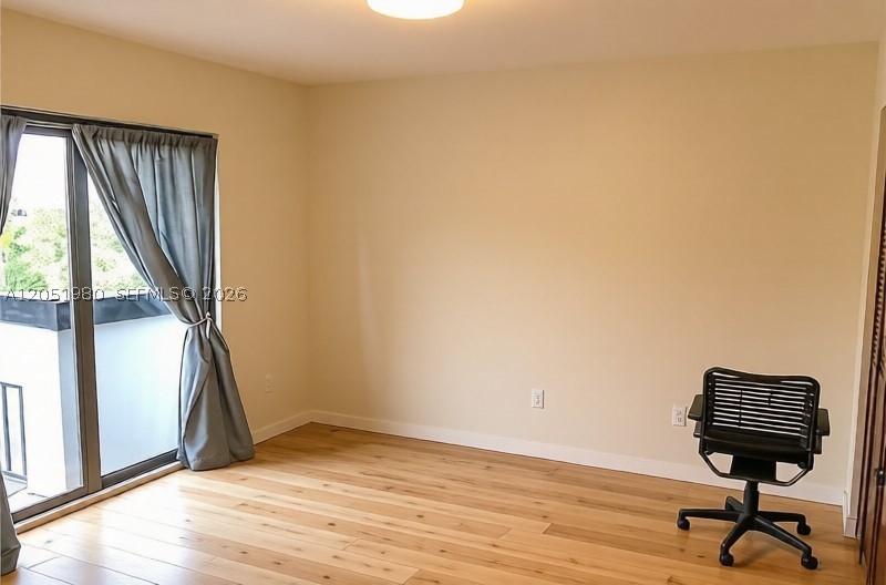 VALENCIA TOWNHOUSE CONDO - Residential Lease