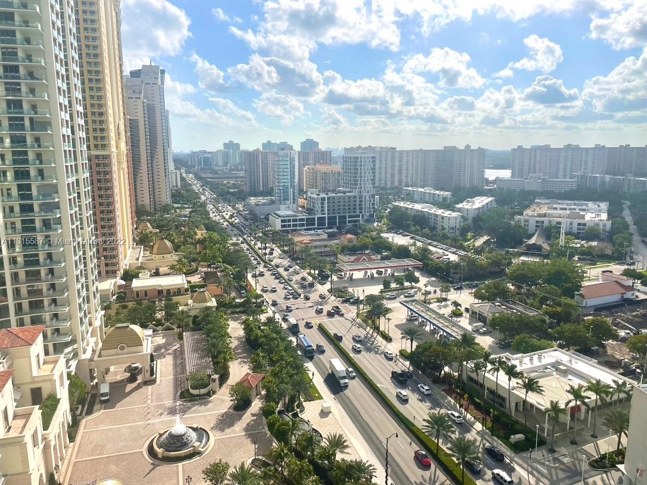 TRUMP INTERNATIONAL SONES - Residential