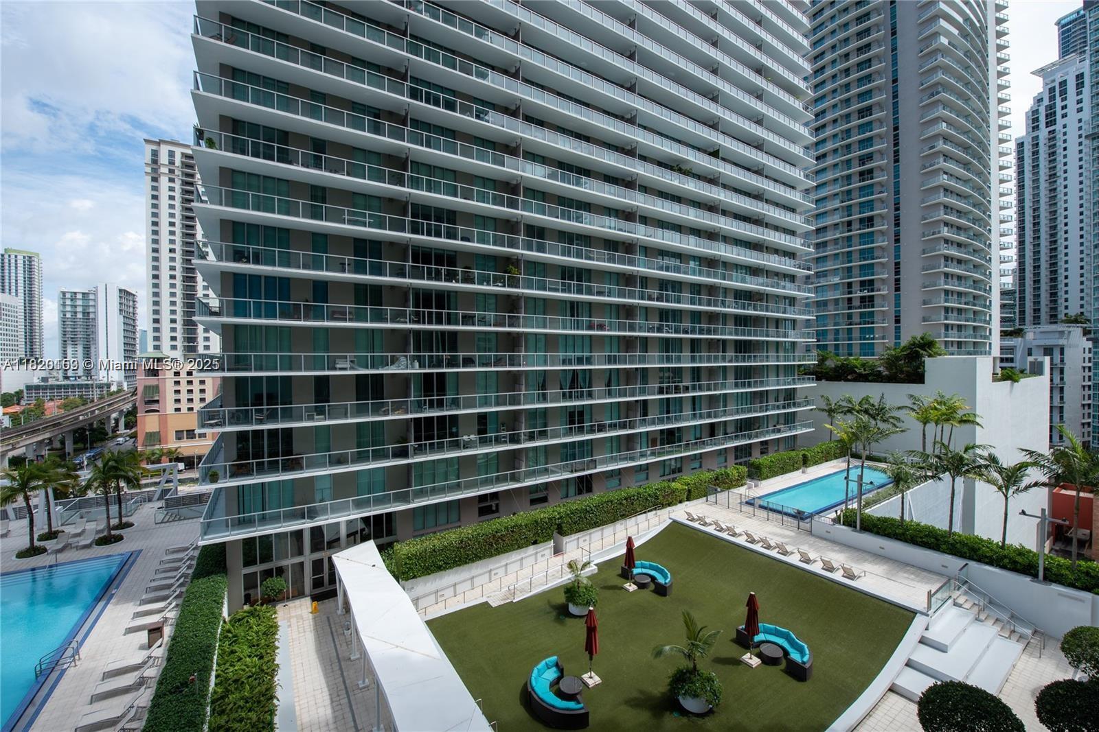 THE AXIS ON BRICKELL II C - Residential