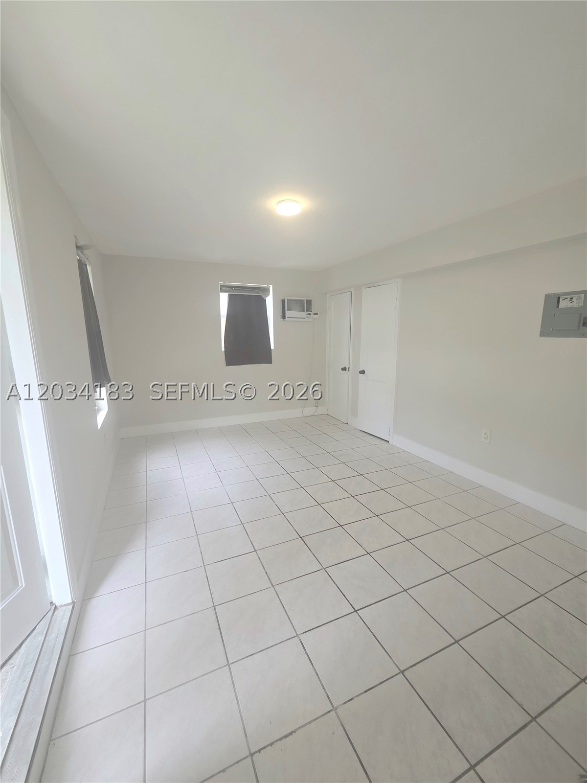 LAWRENCE EST LAND COS SUB - Residential Lease
