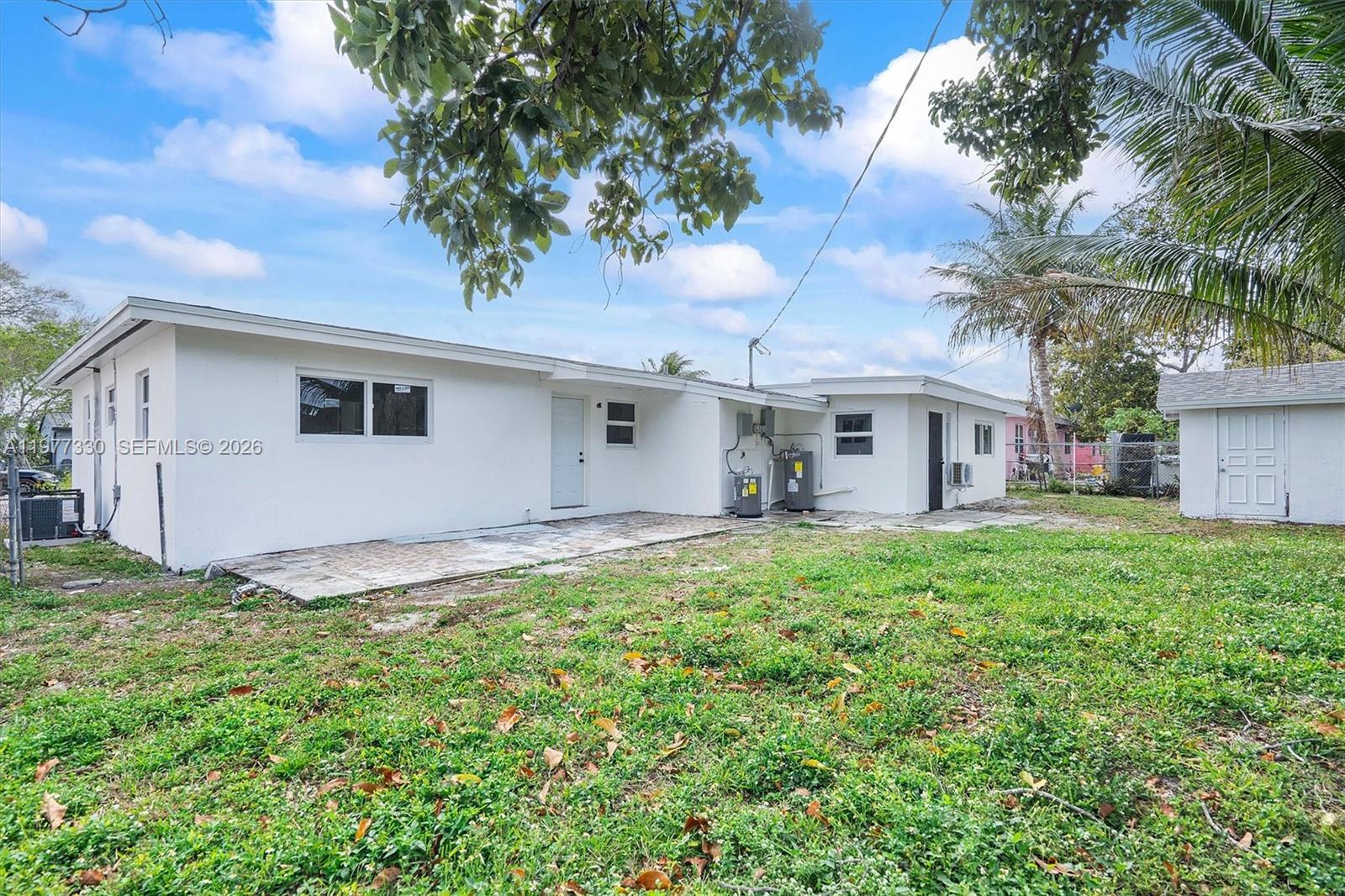 5TH ADDN TO LAWNDALE - Residential Income