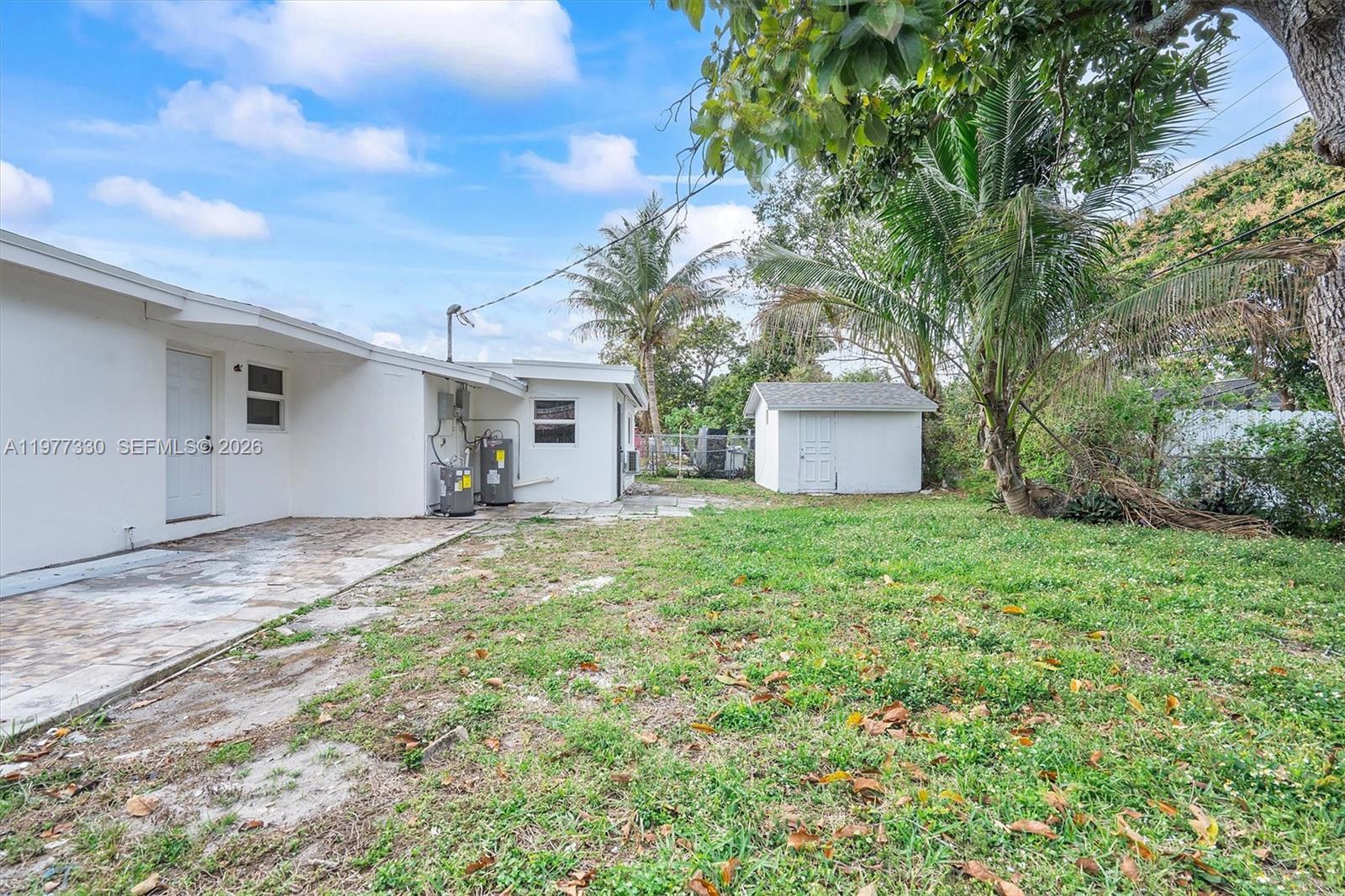 5TH ADDN TO LAWNDALE - Residential Income