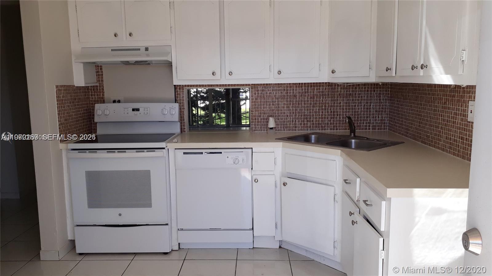 SECOND HORIZONS CONDO - Residential