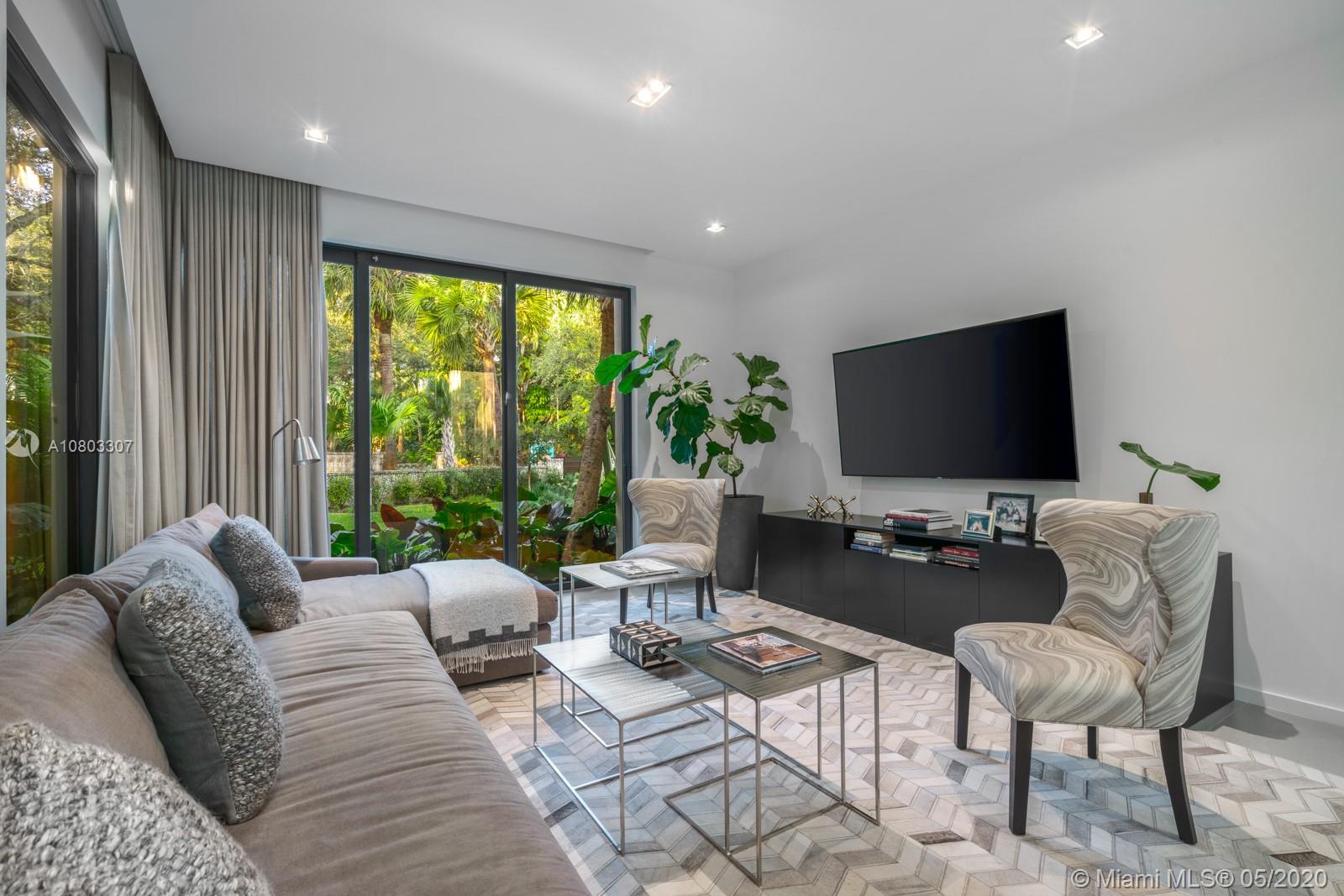 LEAFY WAY - Residential