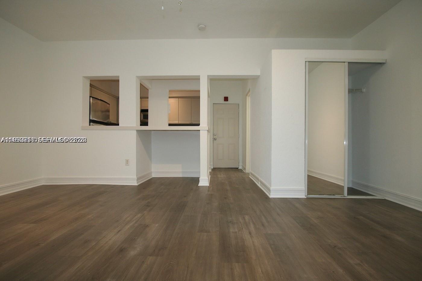 EUCLID CONDO - Residential