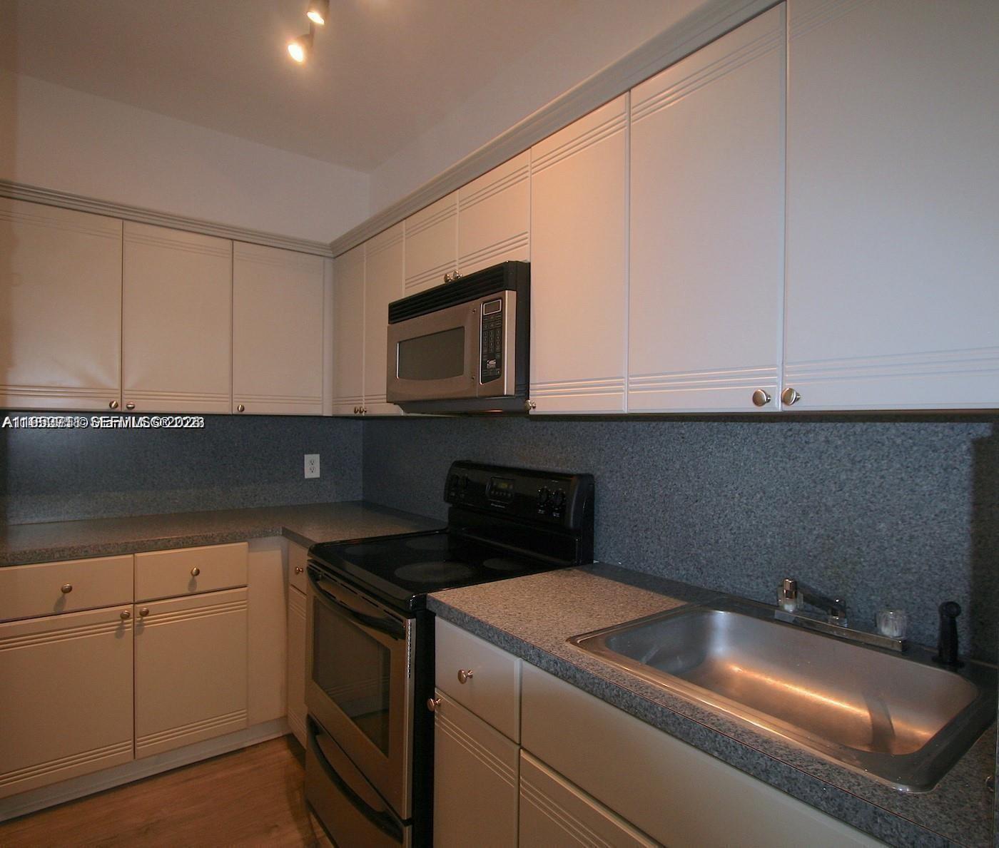 EUCLID CONDO - Residential