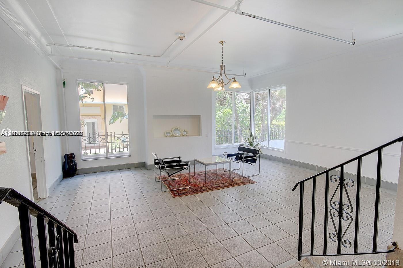 EUCLID CONDO - Residential