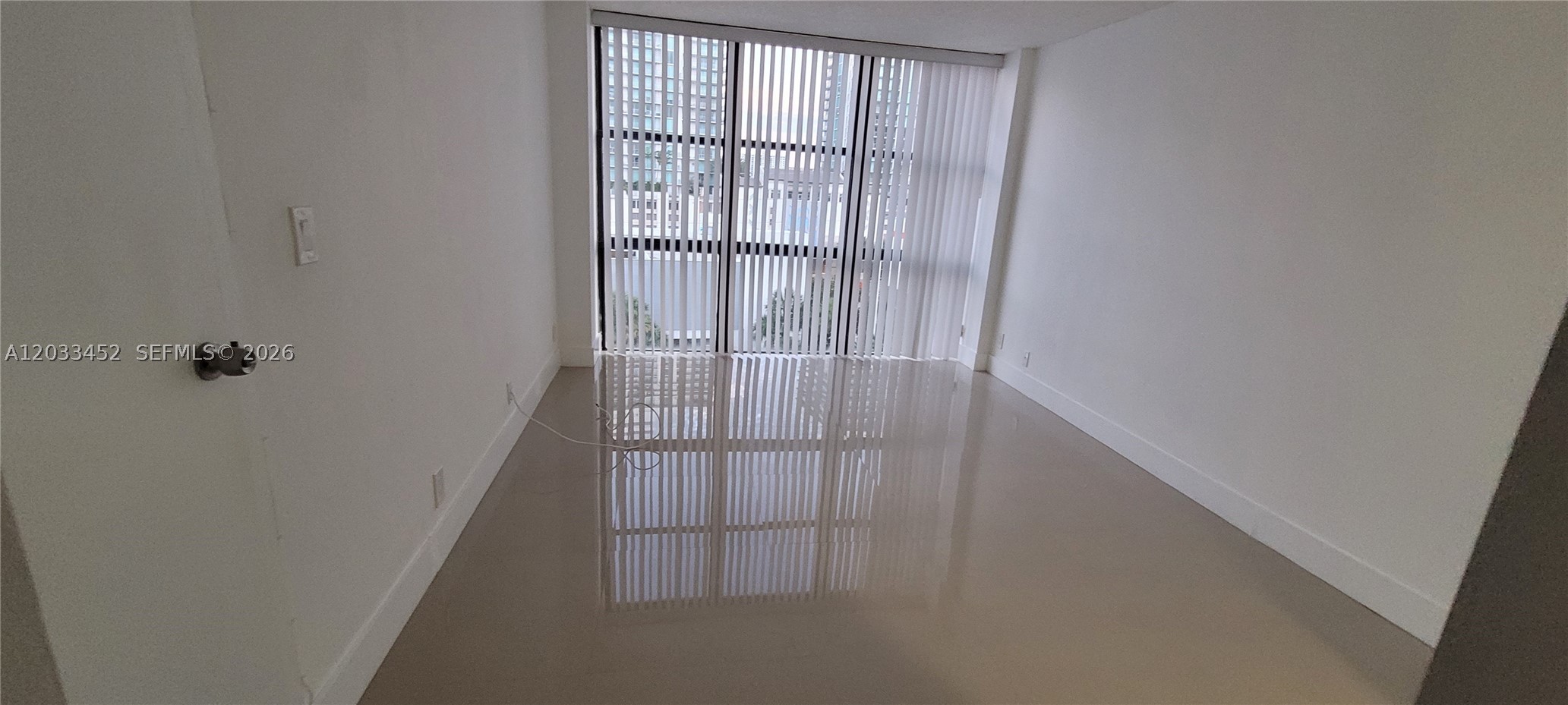 PLAZA OF AMERICAS CONDO P - Residential