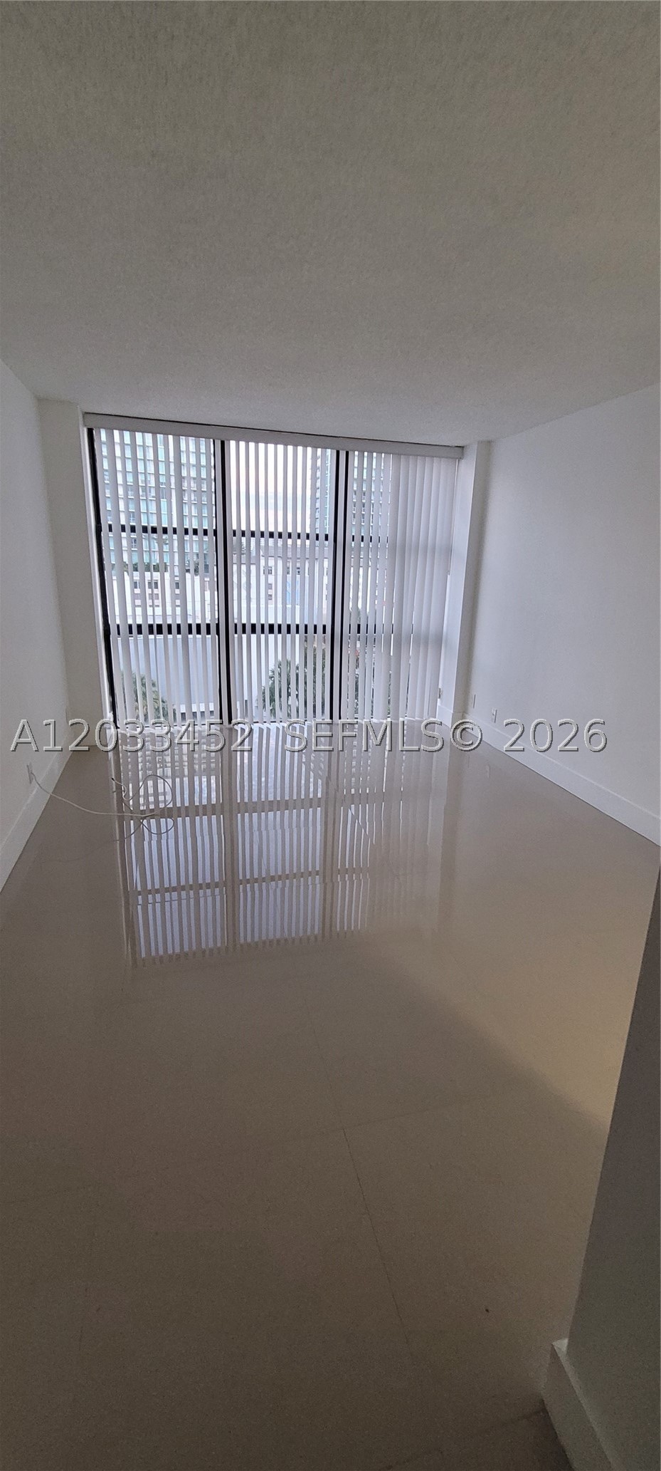 PLAZA OF AMERICAS CONDO P - Residential