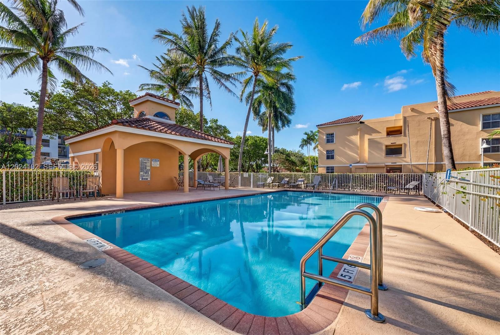 SHERIDAN BEACH CLUB CONDO - Residential