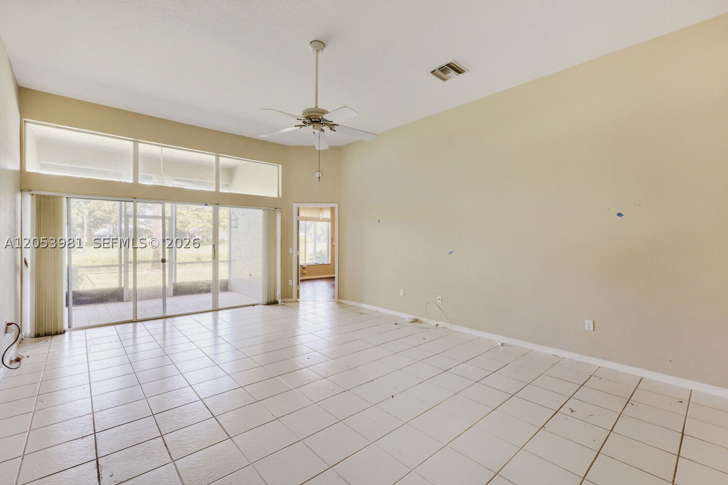 MONTEREY LAKE - Residential