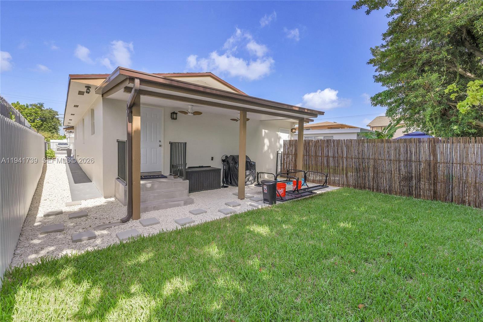 BIRD ROAD HIGHLANDS - Residential Lease