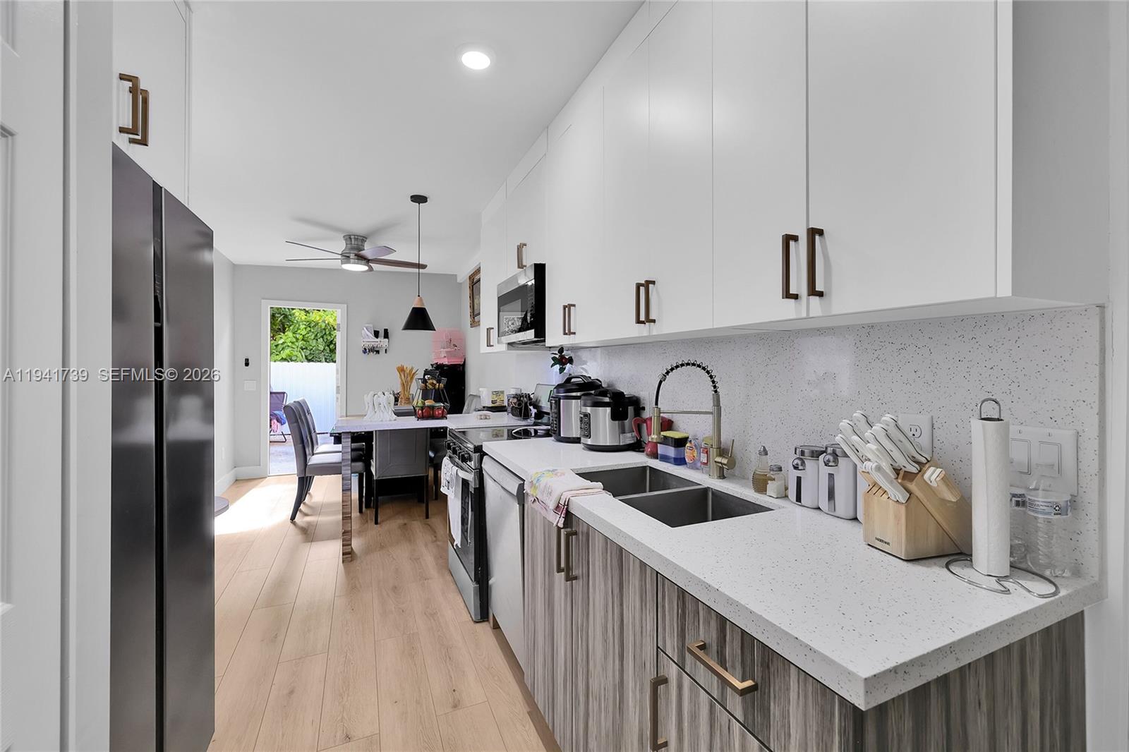 BIRD ROAD HIGHLANDS - Residential Lease