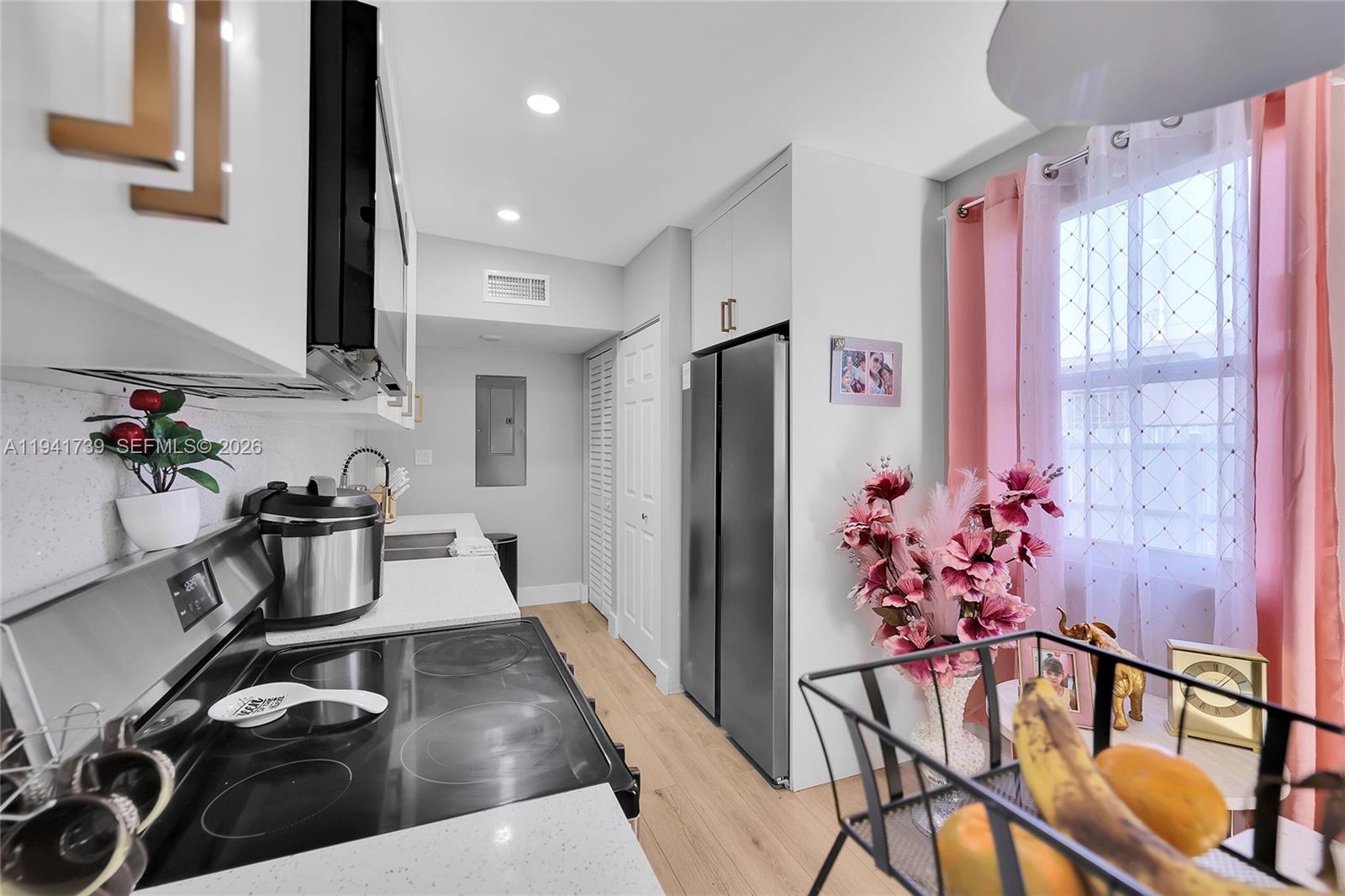 BIRD ROAD HIGHLANDS - Residential Lease