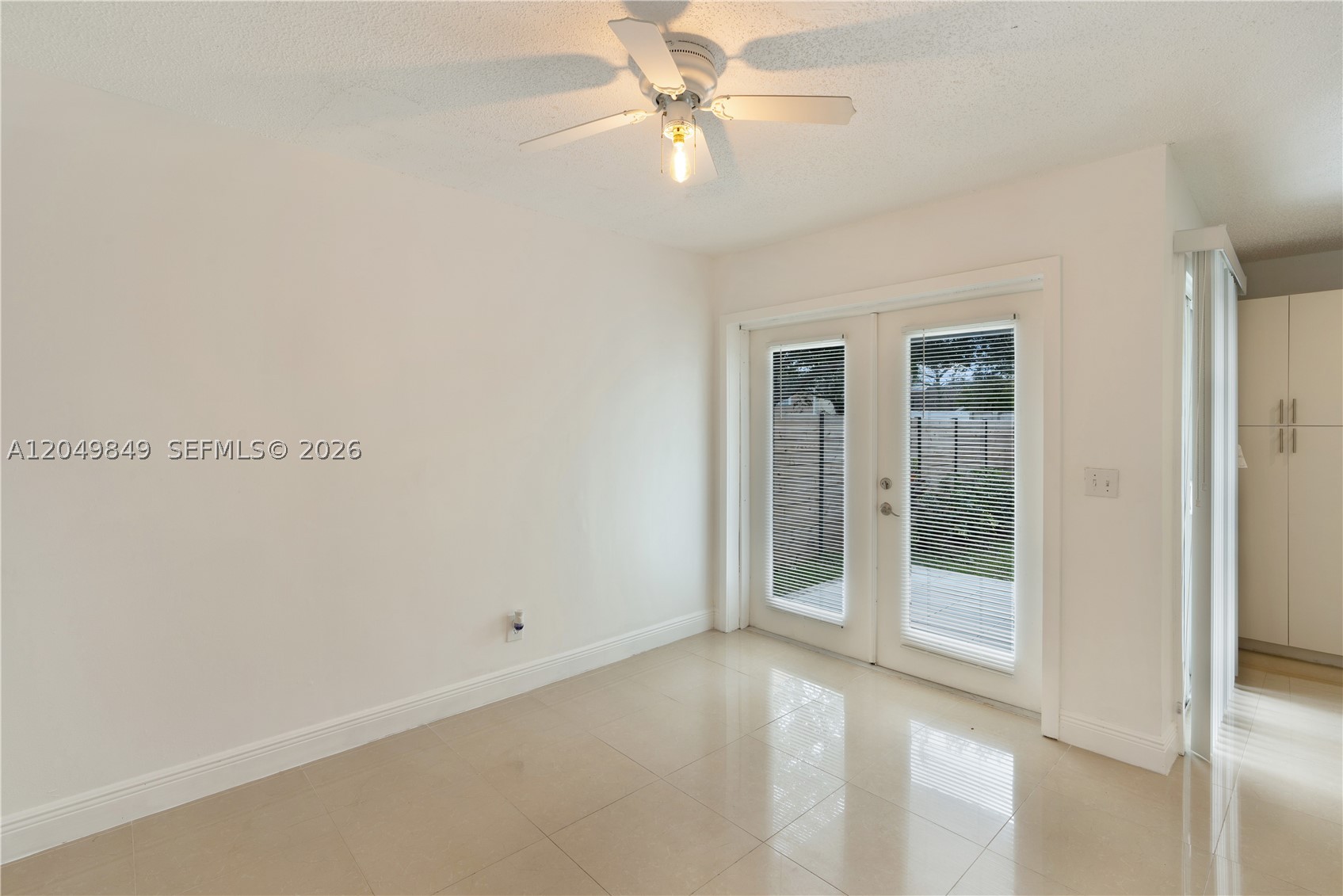 HAMMOCKS SEC 2 - Residential Lease
