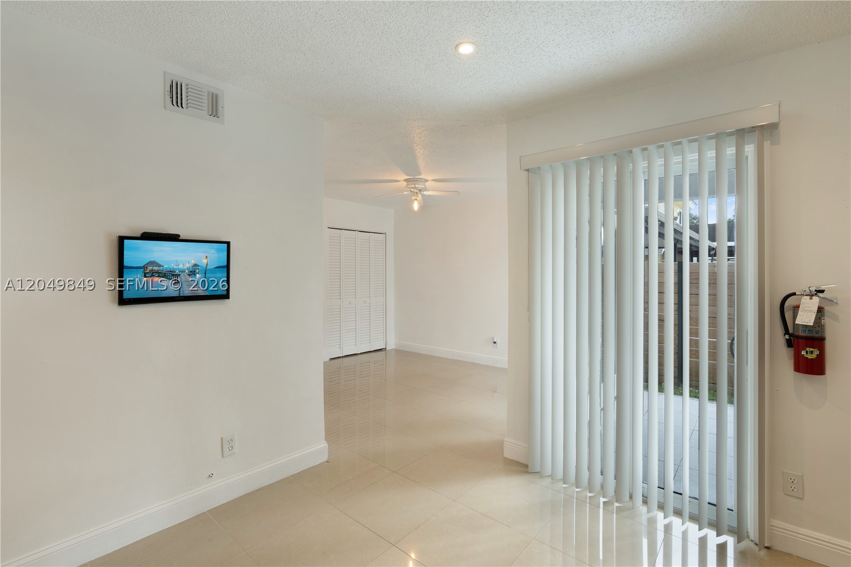 HAMMOCKS SEC 2 - Residential Lease