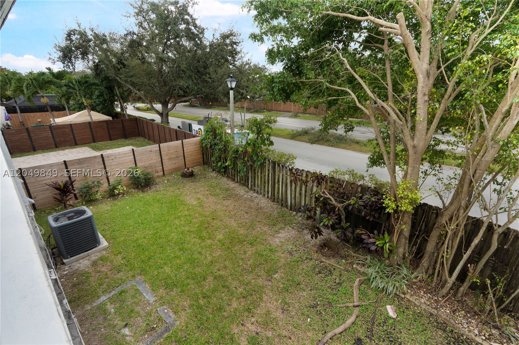 HAMMOCKS SEC 2 - Residential Lease