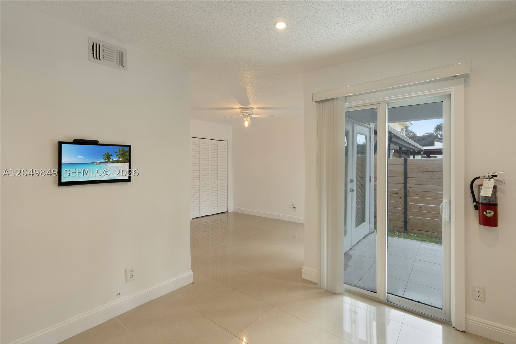 HAMMOCKS SEC 2 - Residential Lease