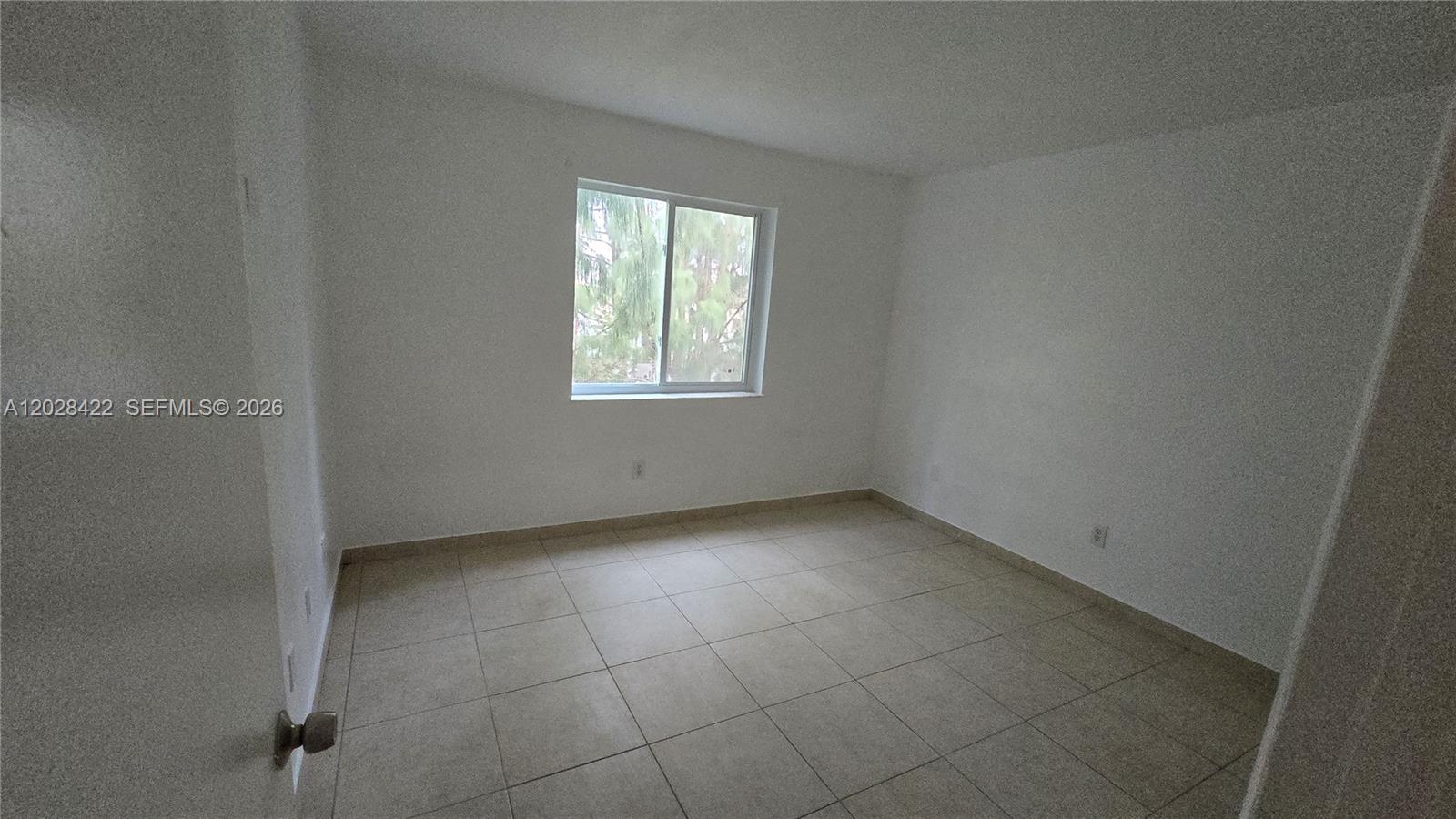 Great rental opportunity in Naranja Lakes! This well-located condo offers a spacious and practical layout with comfortable living areas and good natural light. Conveniently situated near US-1, shopping centers, restaurants, schools, public transportation, and major roadways. Perfect for tenants looking for a convenient place to call home in the Homestead/Naranja area. Association approval required.