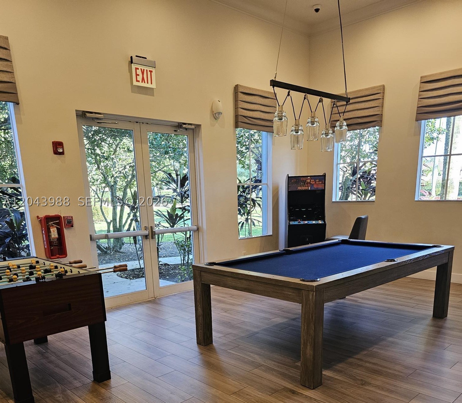 ISLES AT WESTON - Residential