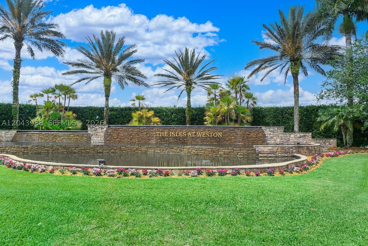 ISLES AT WESTON - Residential
