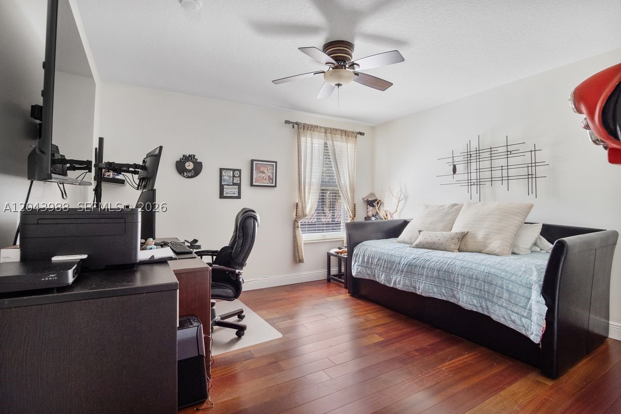 ISLES AT WESTON - Residential