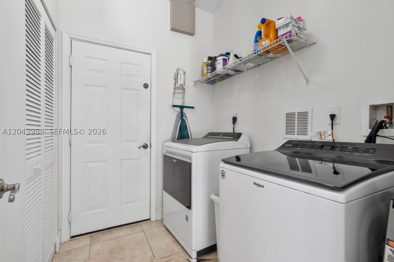 ISLES AT WESTON - Residential