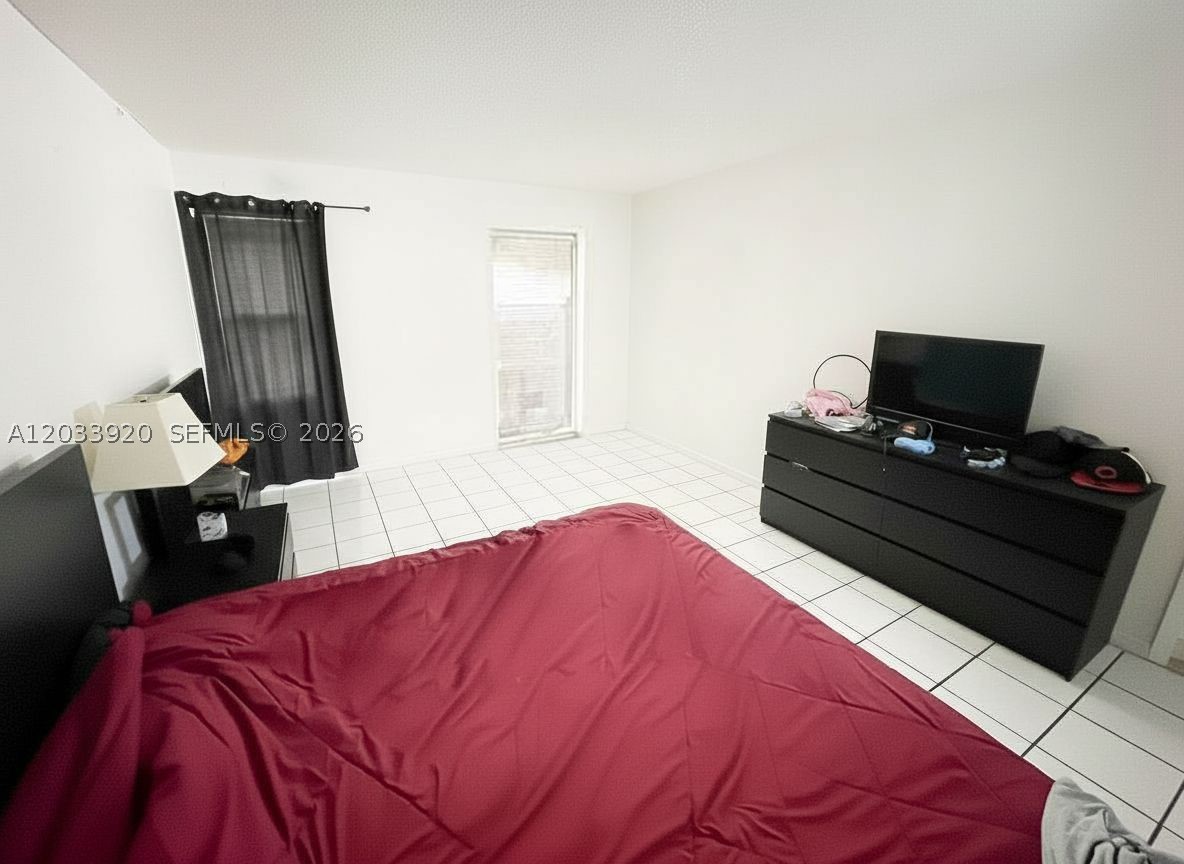 BROOKFIELD SQUARE CONDO - Residential