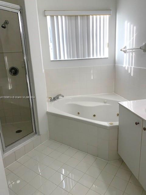 DORAL NORTHEAST TOWNHOMES - Residential Lease