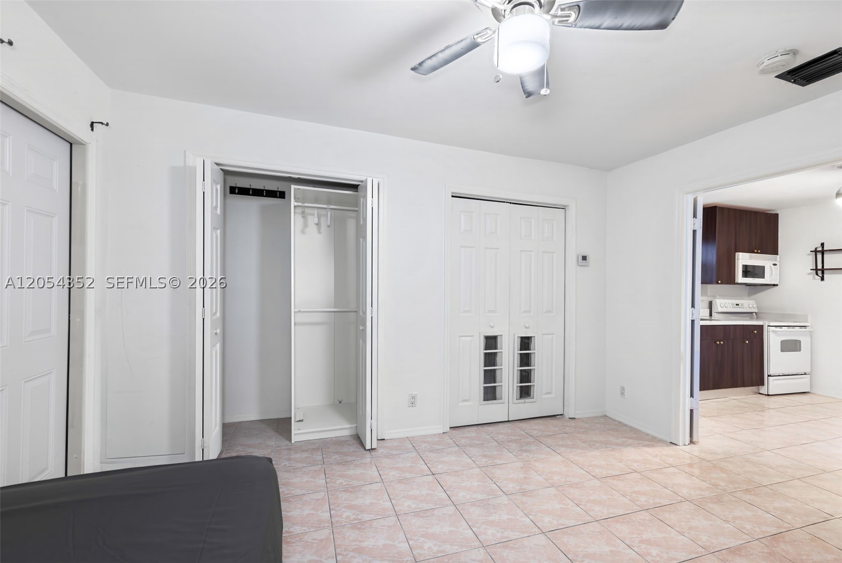 HALLANDALE BY THE SEA - Residential