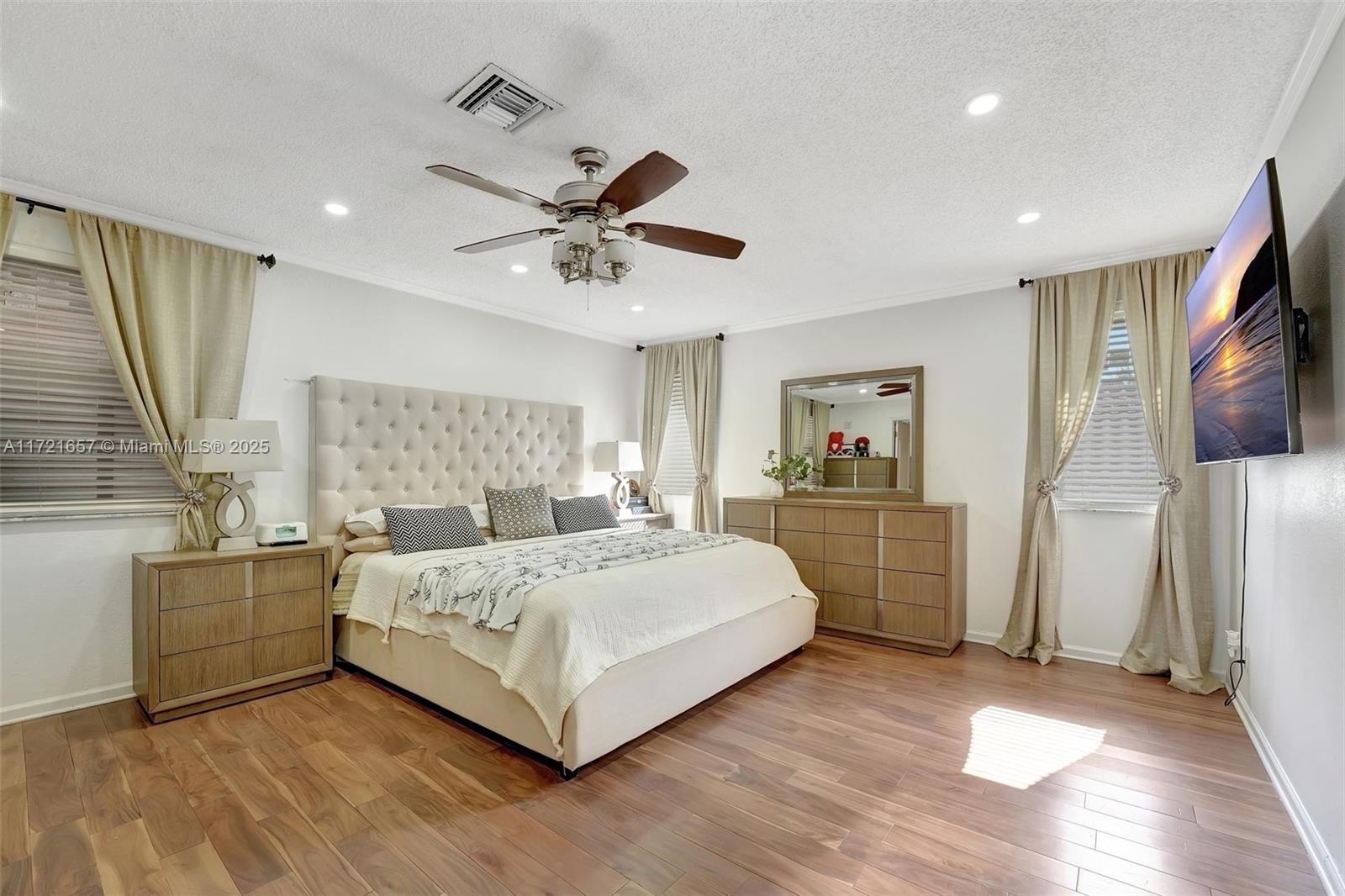 EMBASSY LAKES PHASE II - Residential