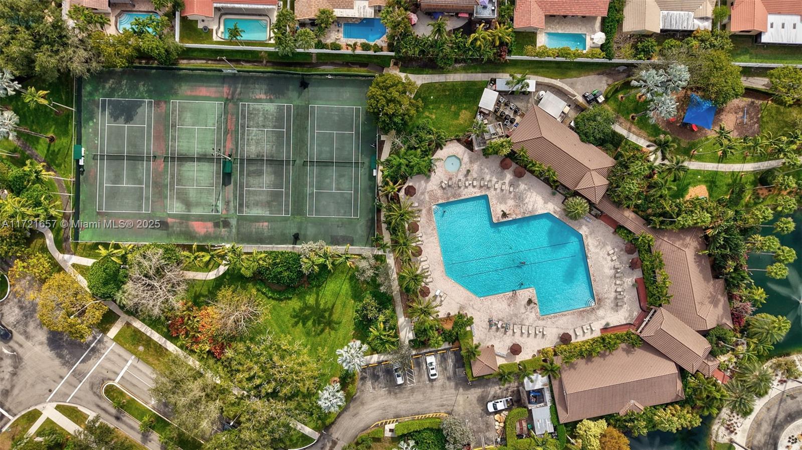 EMBASSY LAKES PHASE II - Residential