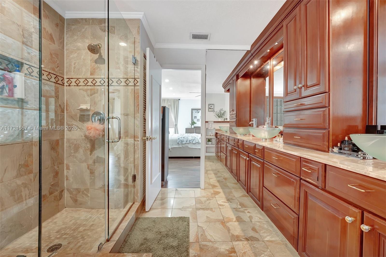 EMBASSY LAKES PHASE II - Residential