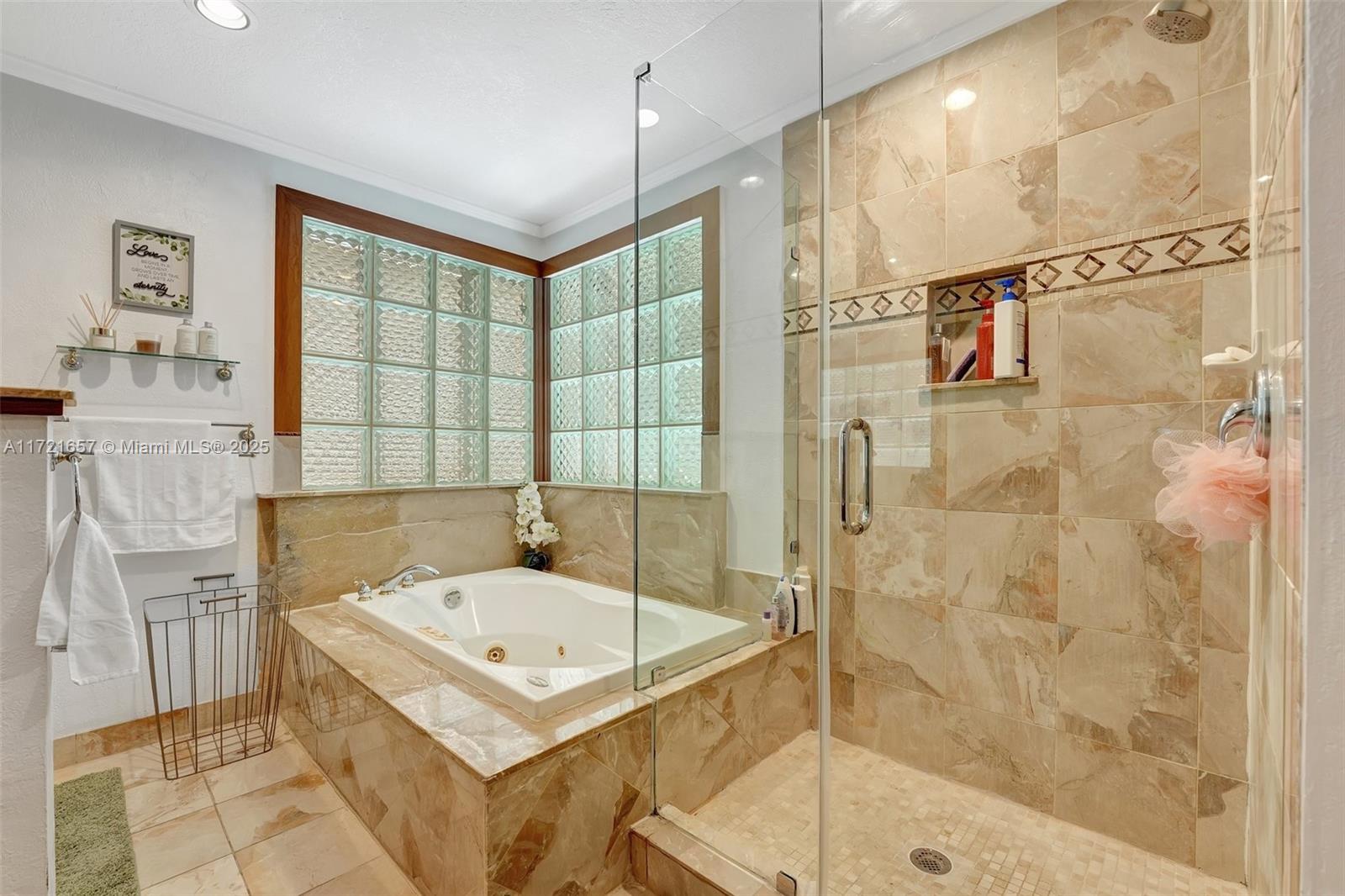EMBASSY LAKES PHASE II - Residential