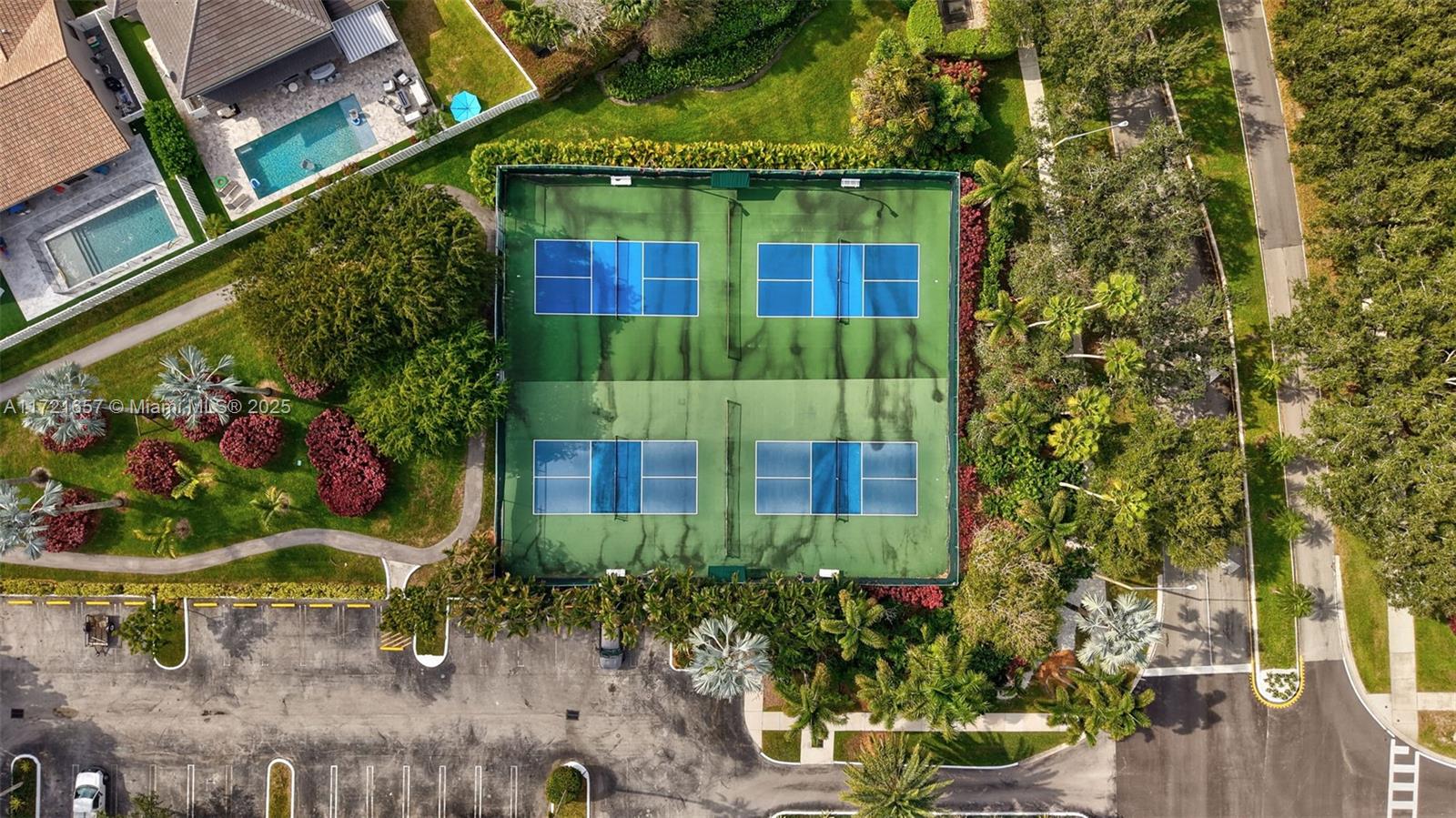 EMBASSY LAKES PHASE II - Residential