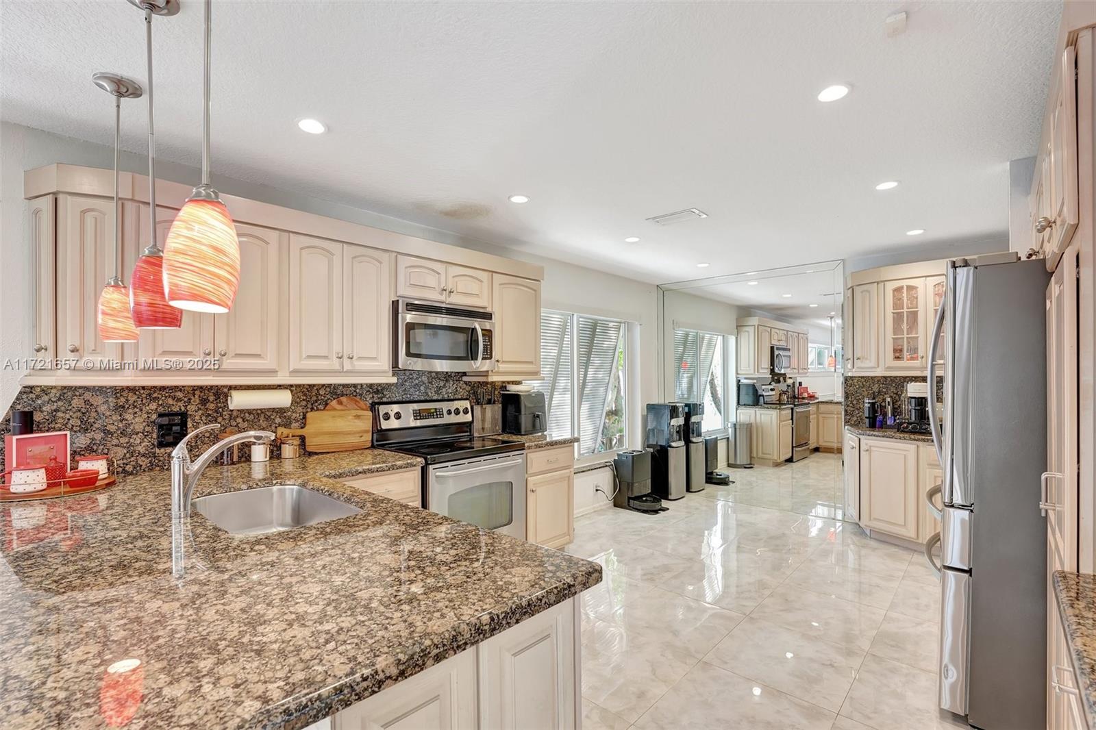 EMBASSY LAKES PHASE II - Residential
