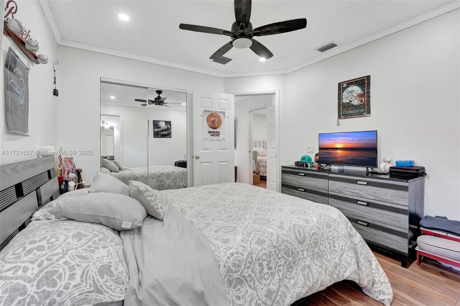 EMBASSY LAKES PHASE II - Residential