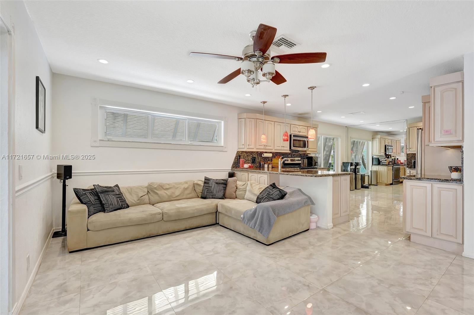 EMBASSY LAKES PHASE II - Residential
