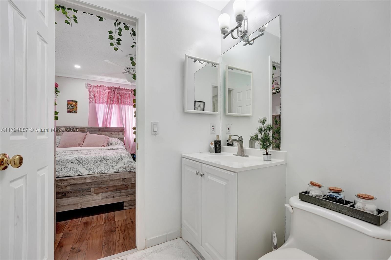 EMBASSY LAKES PHASE II - Residential