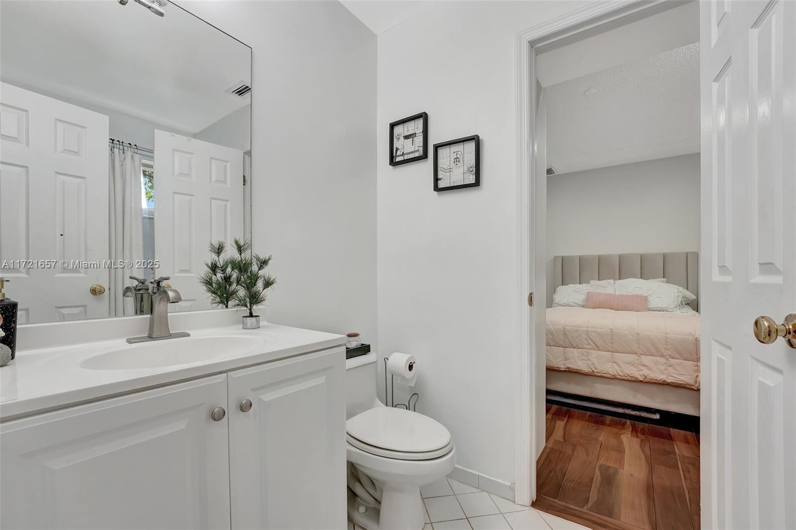 EMBASSY LAKES PHASE II - Residential