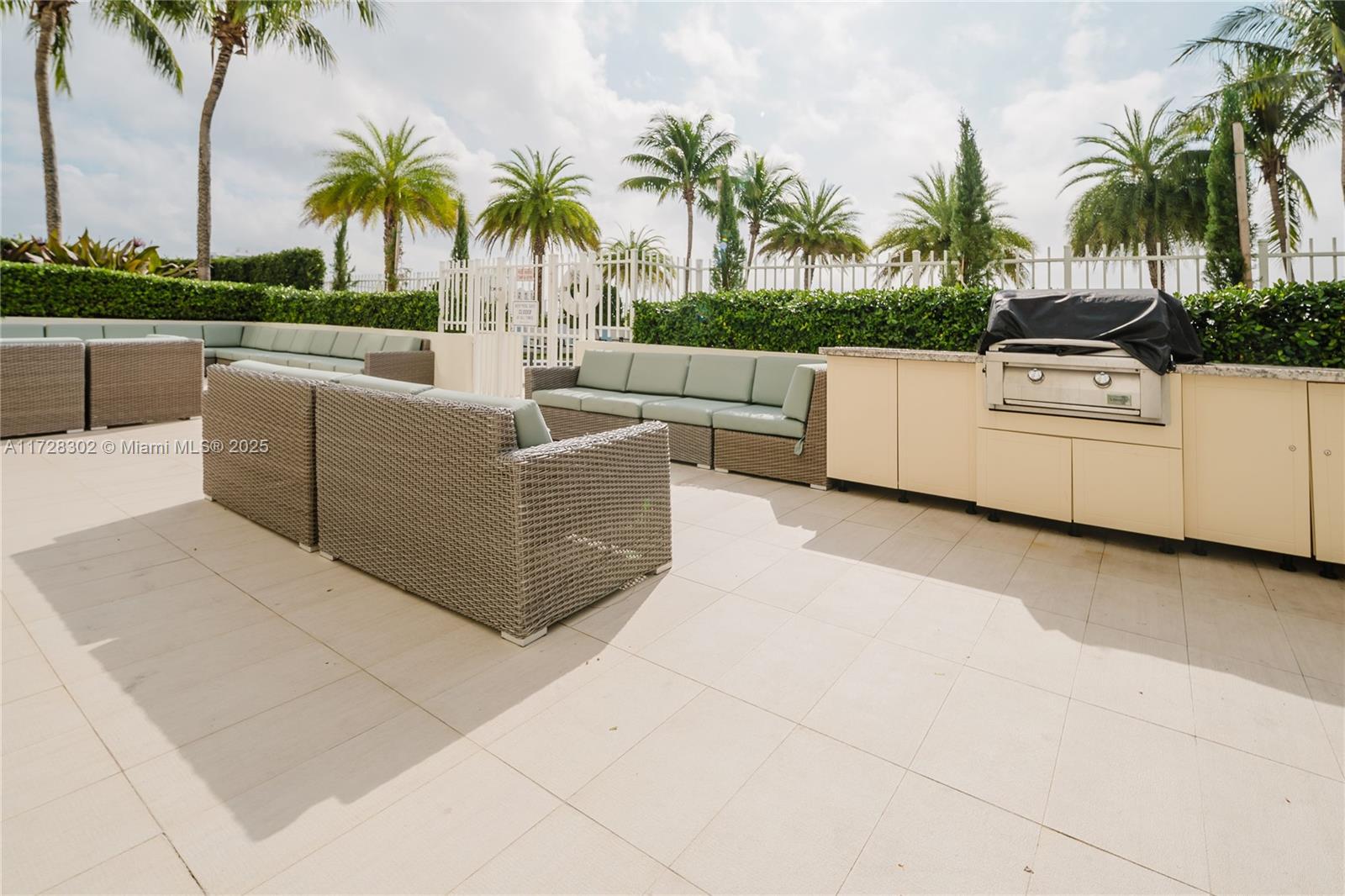 THE ASTON CONDO - Residential Lease