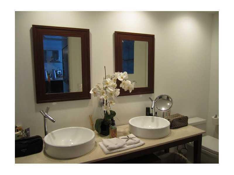 ICON BRICKELL CONDO NO 3 - Residential Lease