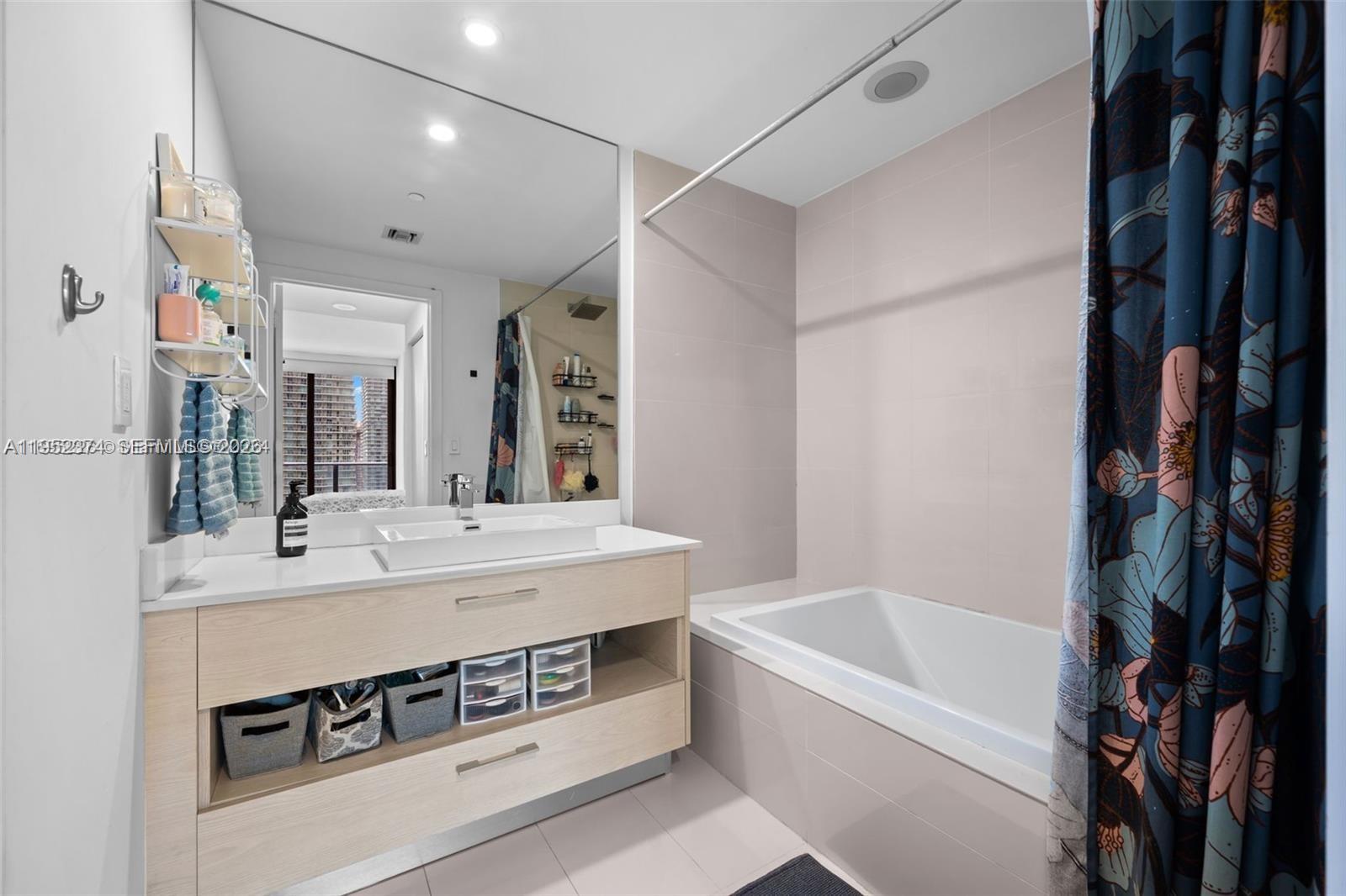 BRICKELL HEIGHTS WEST CON - Residential